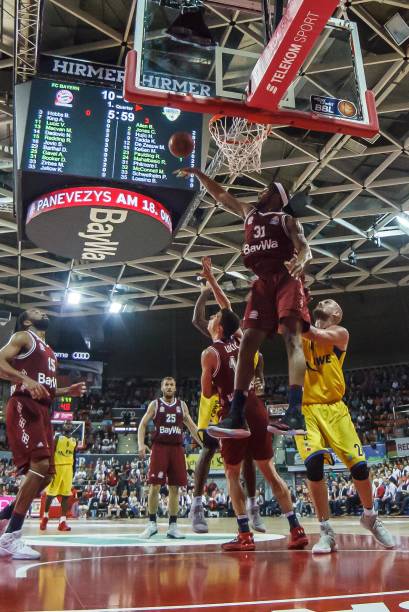 足球世界中 足球世界中