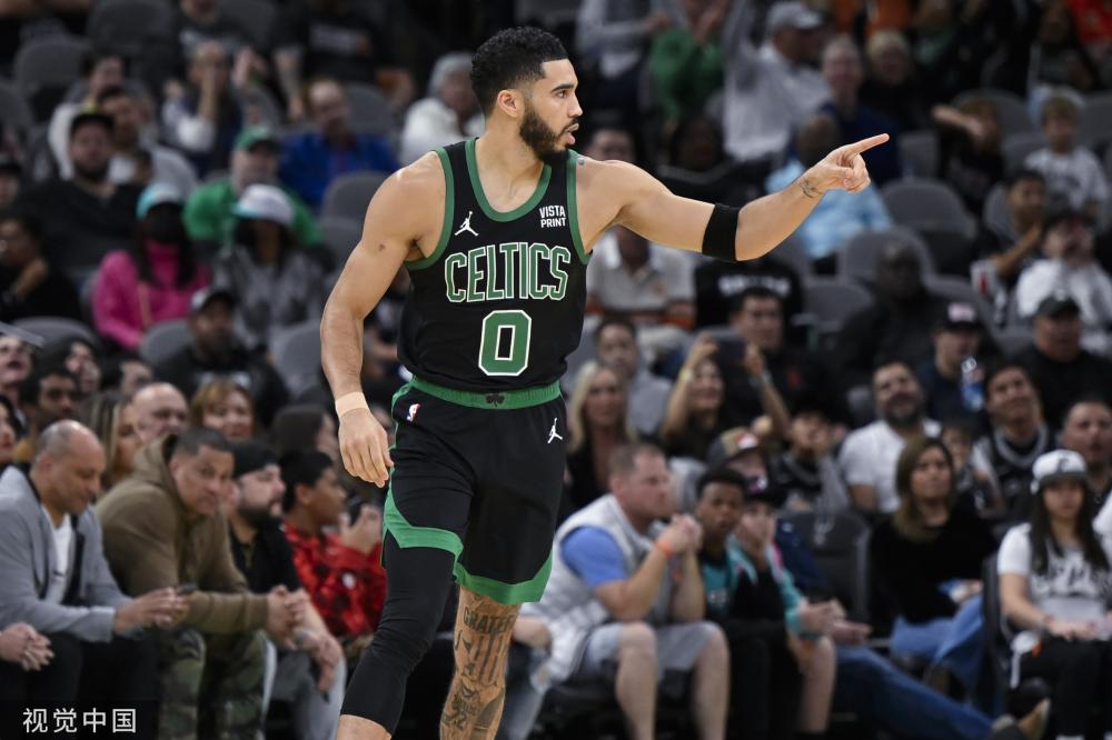 有助于拉开 有助于拉开